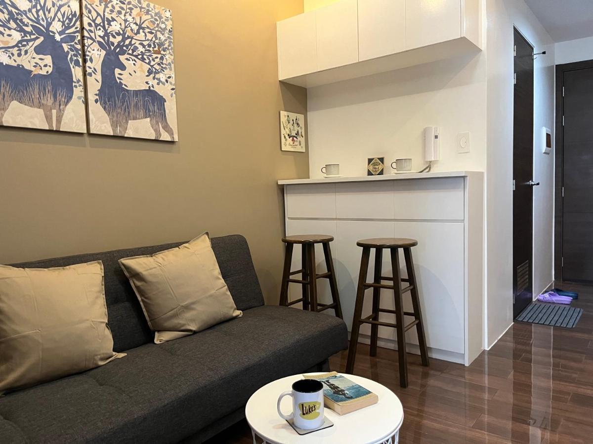 Homey 1 Bedroom Unit At Air Residences Makati City Екстер'єр фото