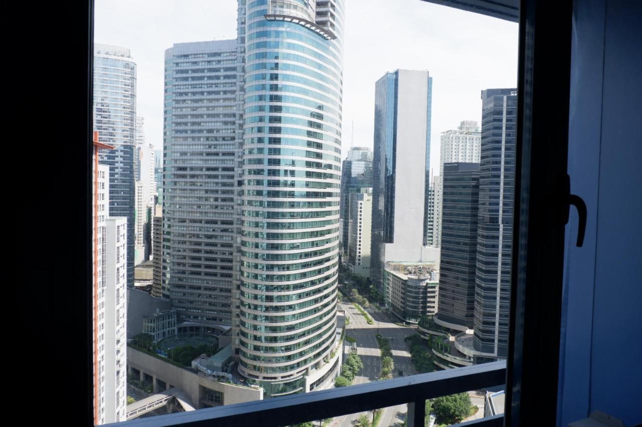Homey 1 Bedroom Unit At Air Residences Makati City Екстер'єр фото
