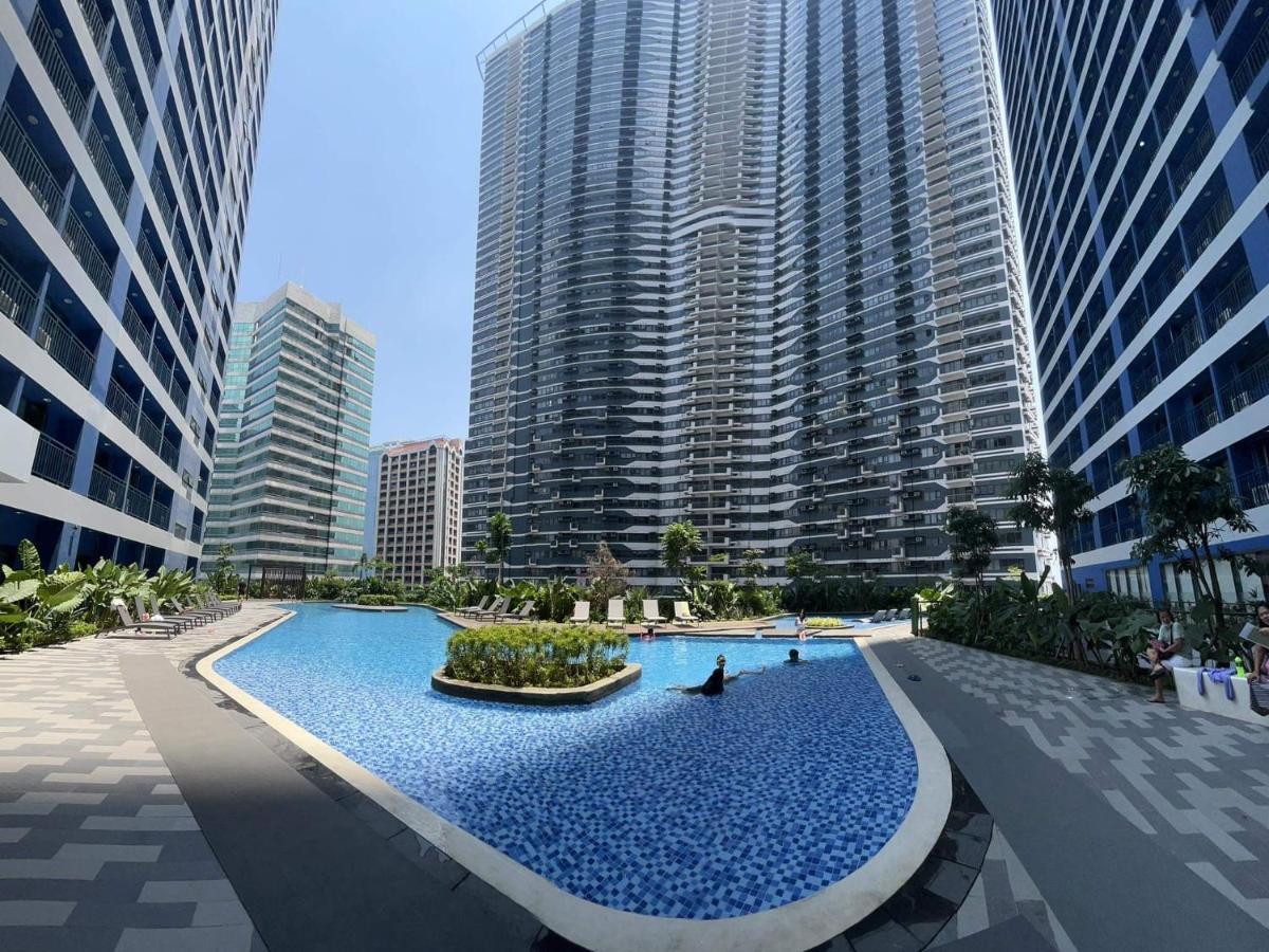 Homey 1 Bedroom Unit At Air Residences Makati City Екстер'єр фото