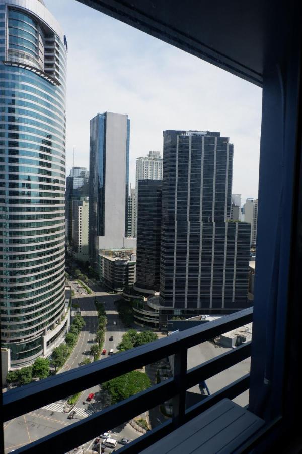 Homey 1 Bedroom Unit At Air Residences Makati City Екстер'єр фото